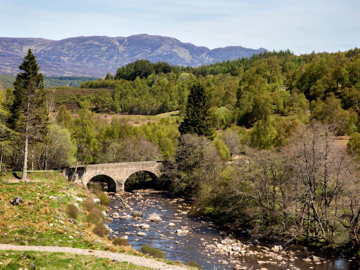 Glentruim Homestay B&B And Glamping Pods نيوتونْمور المظهر الخارجي الصورة